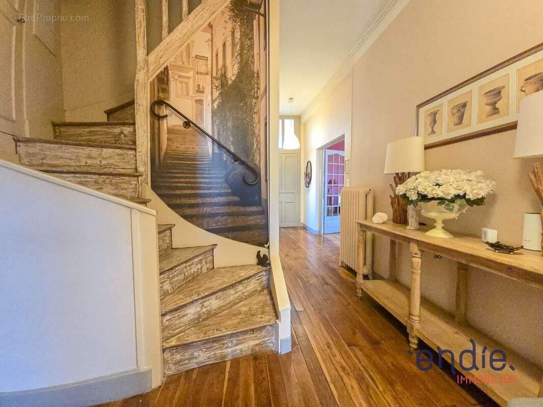 Appartement à MOULINS