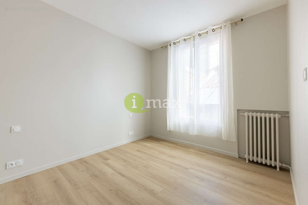 Appartement à CLICHY