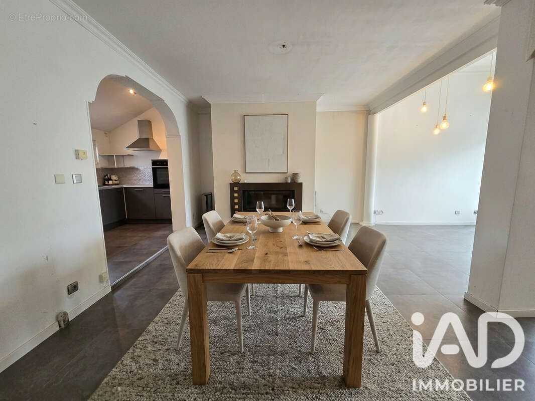 Maison 115 m² à Arles  - photo 9