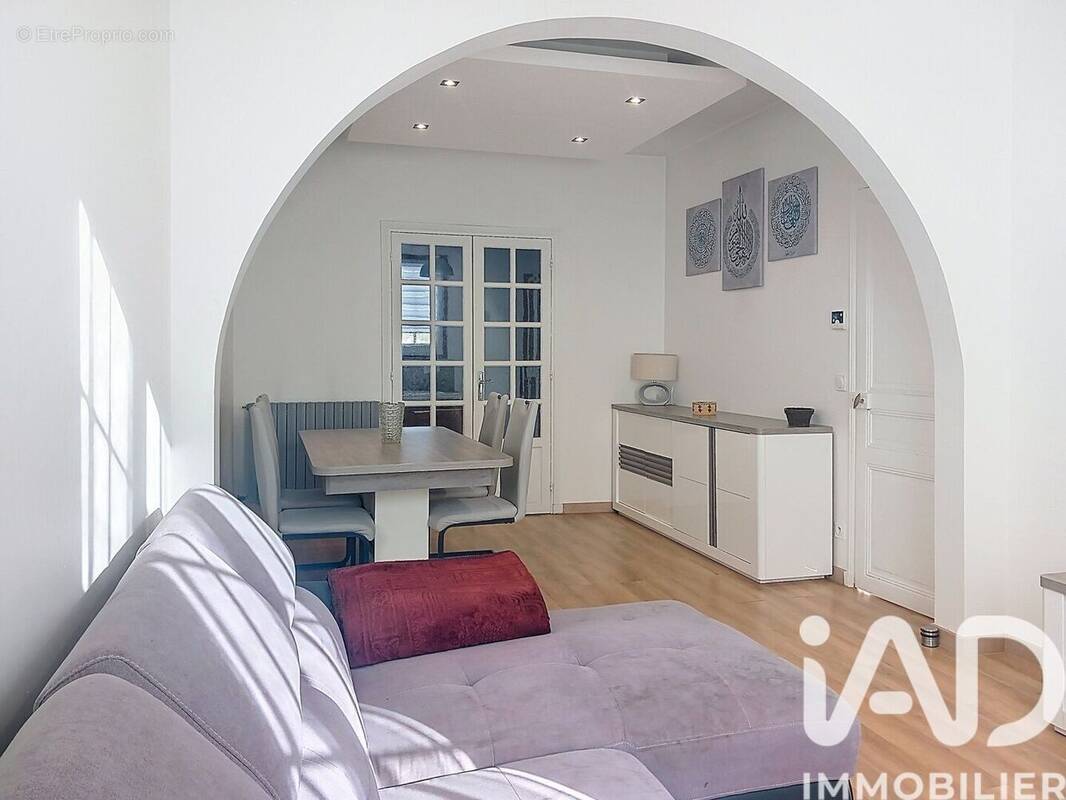 Photo 1 - Maison à VITRY-SUR-SEINE