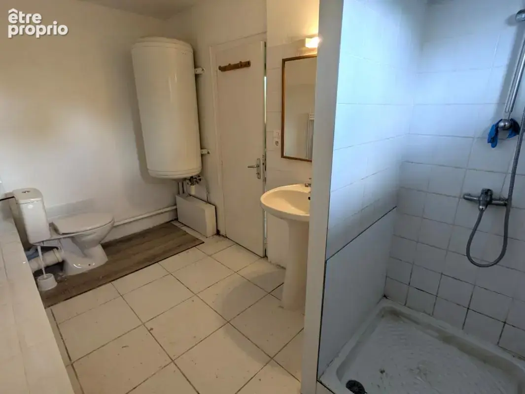 Maison 6 chambres et une dépendance - photo 7