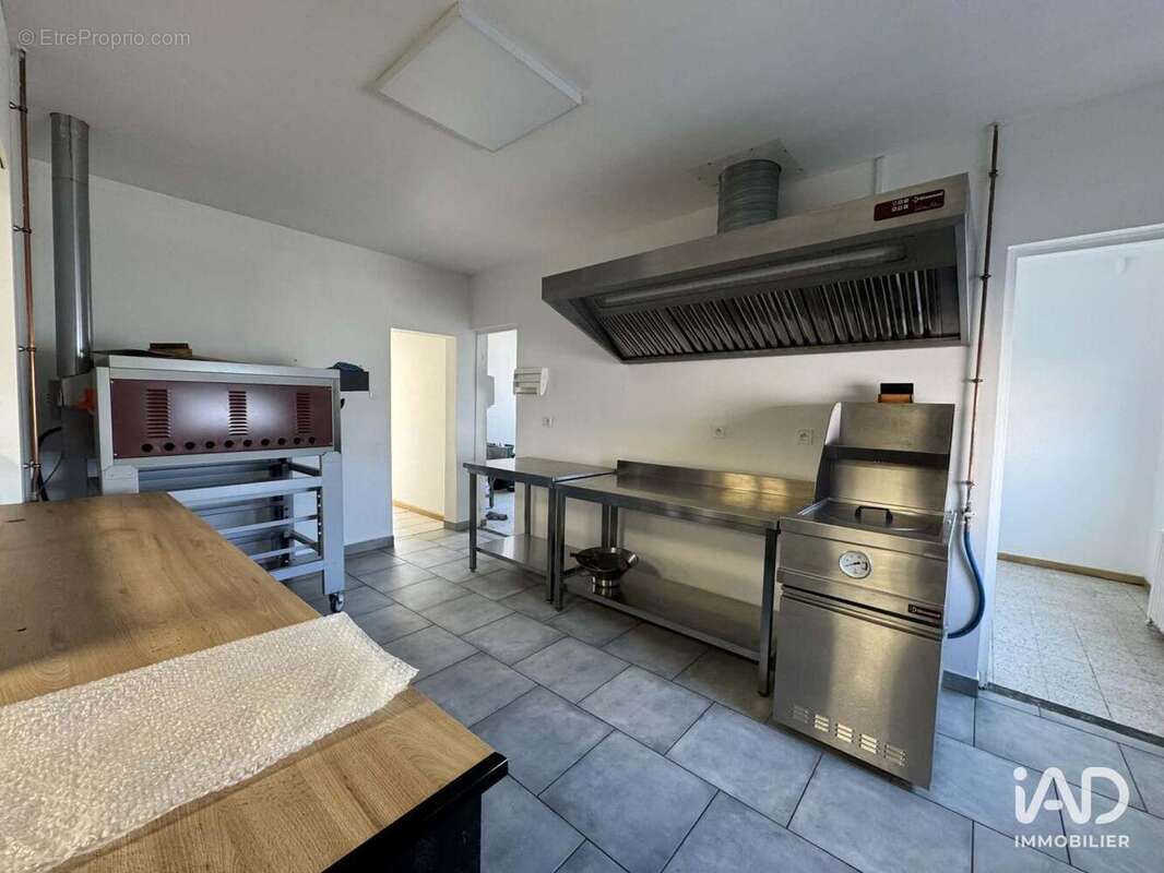 Photo 7 - Commerce à MARLES-LES-MINES