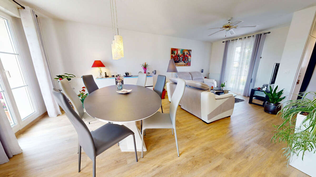 Maison à SANNERVILLE