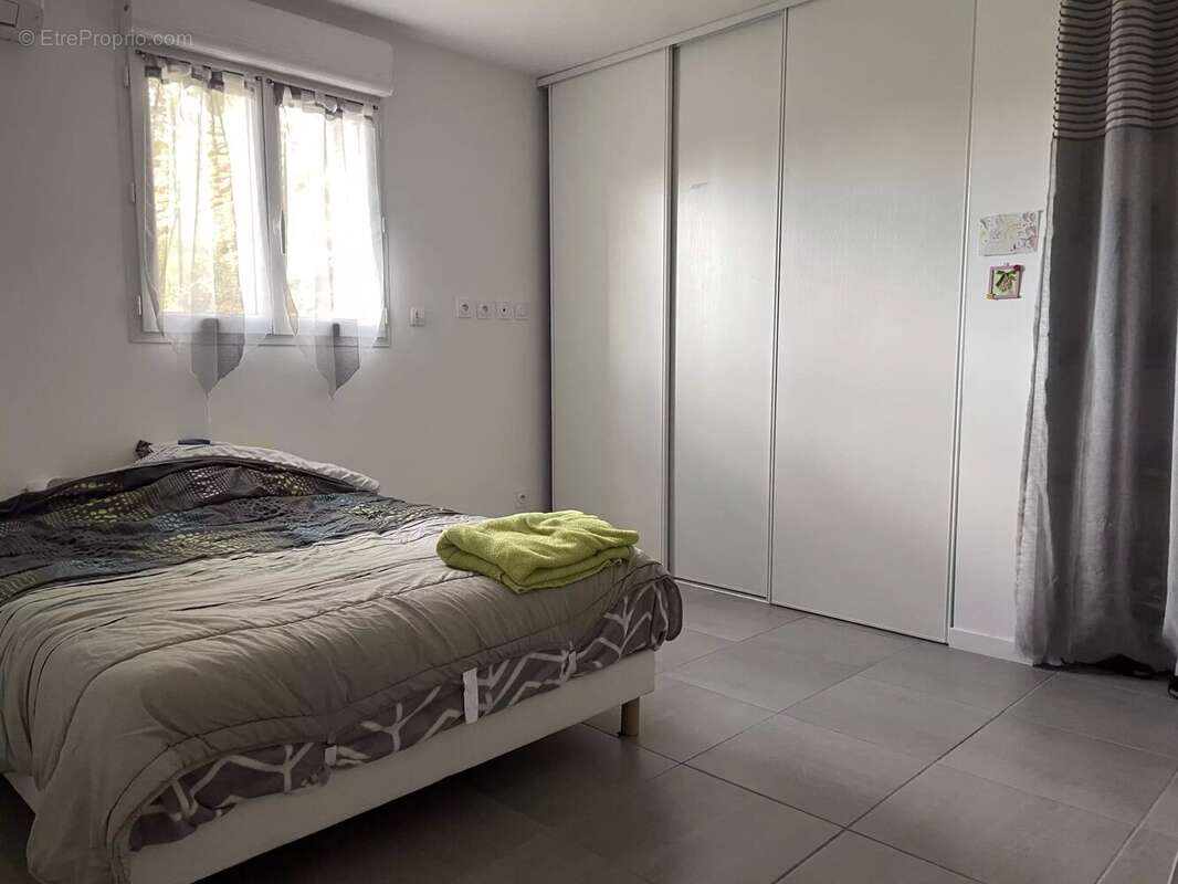 Maison à PELISSANNE