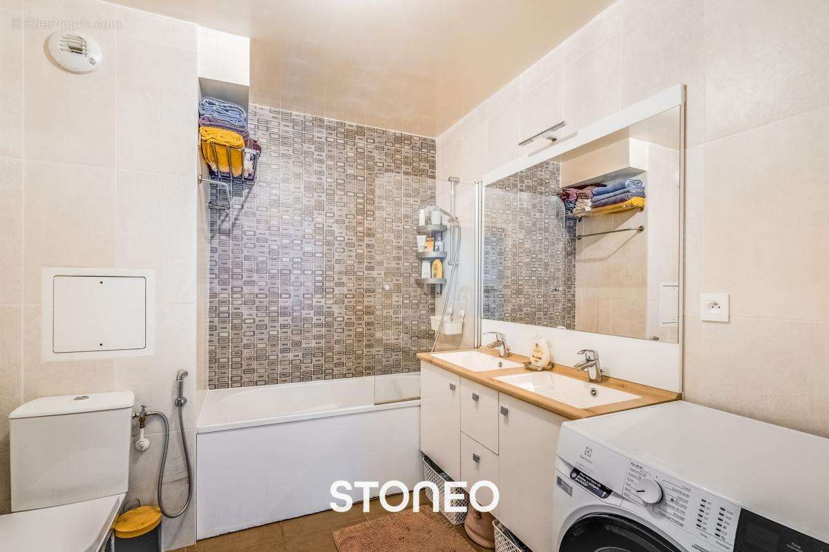 Appartement à CLICHY