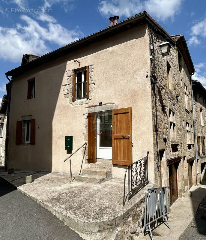 Appartement à LANGOGNE