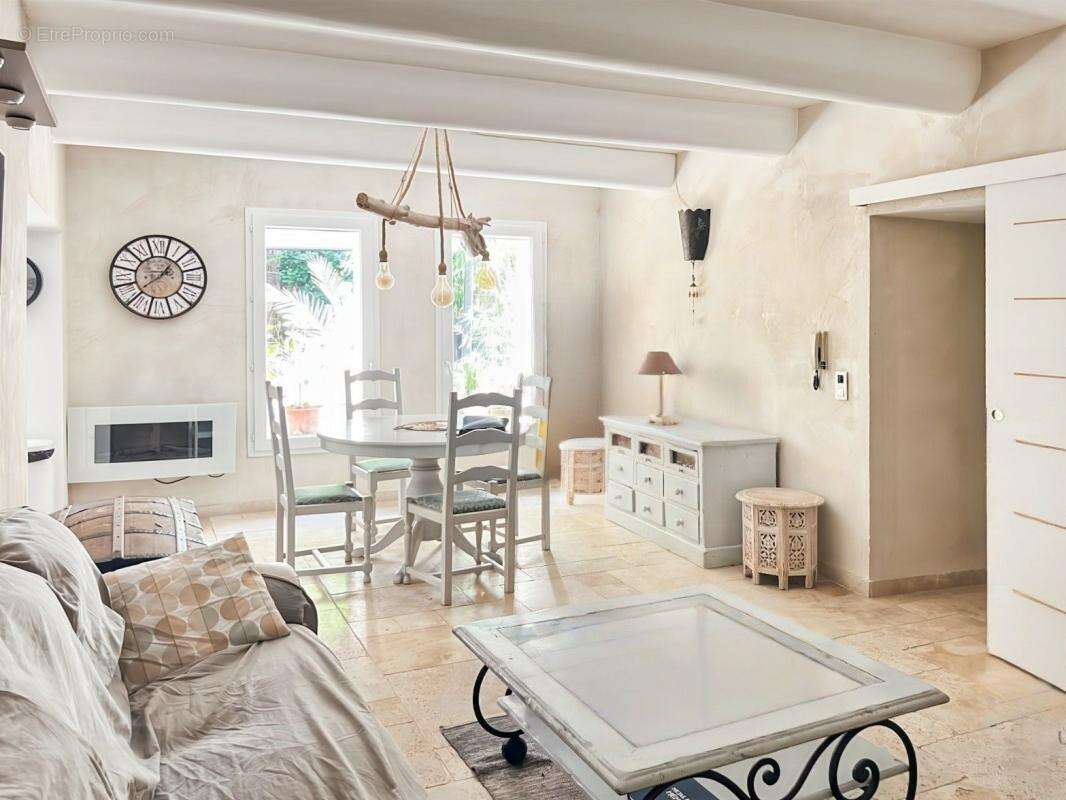 Appartement à AIX-EN-PROVENCE