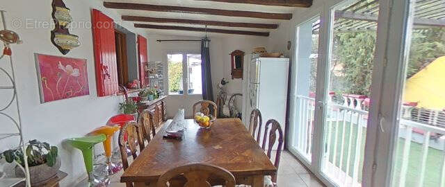 Maison à PEYROLLES-EN-PROVENCE