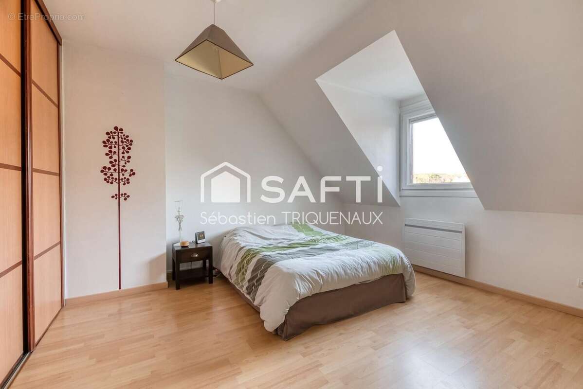 Photo 6 - Maison à MONTREUIL-JUIGNE