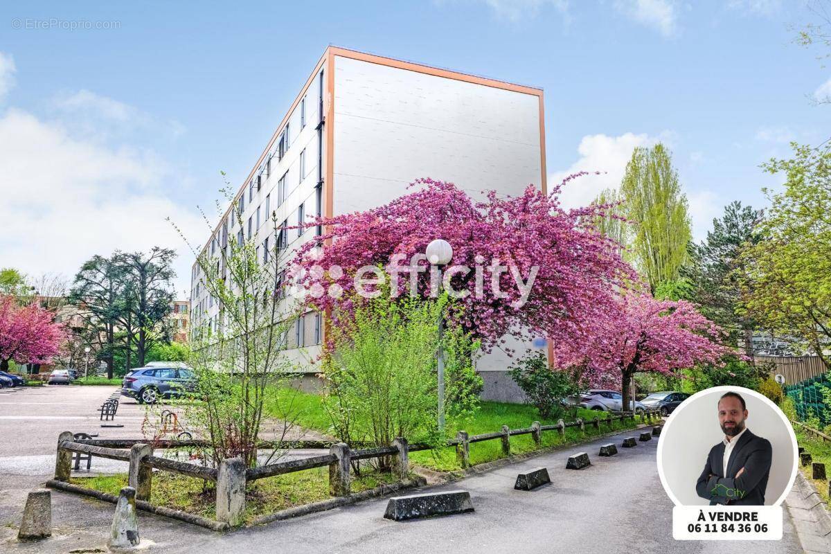 Appartement à VALENTON