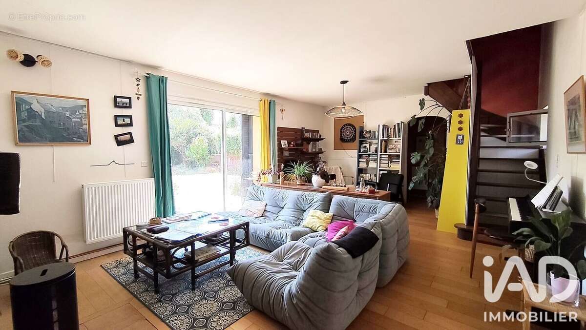 Maison 121 m² à Saint-Sulpice-La-Foret  - photo 7