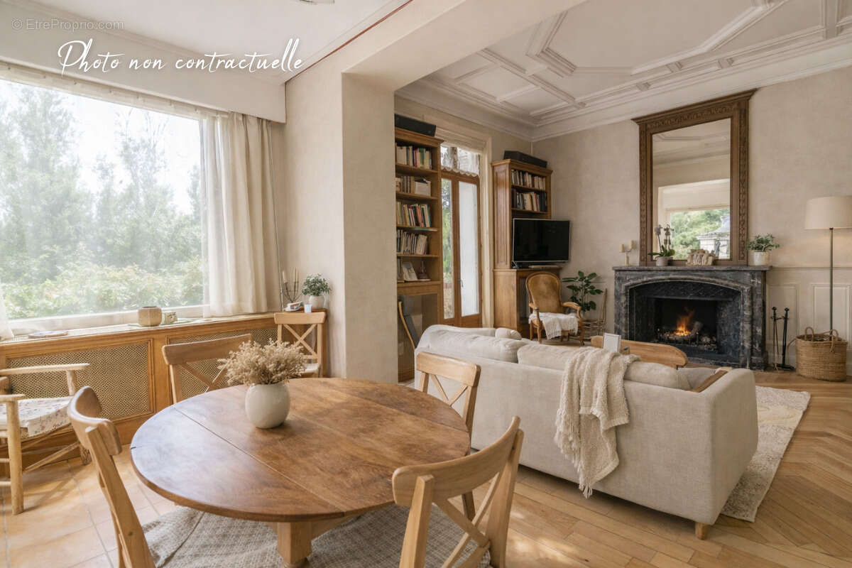 Maison à SAINT-ETIENNE-DE-CHIGNY