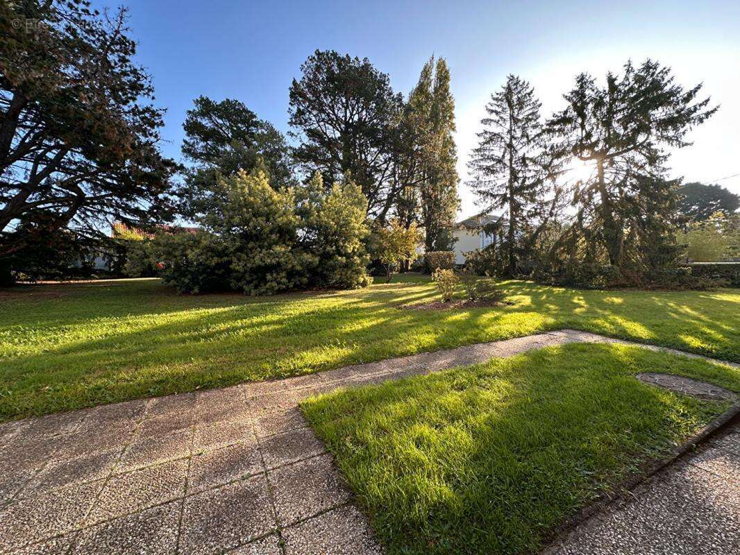 Appartement à SAINT-SEBASTIEN-SUR-LOIRE