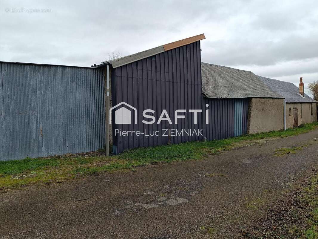 Photo 2 - Terrain à VILLIERS-CHARLEMAGNE