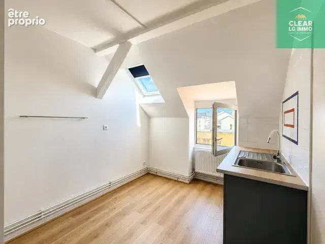 Appartement à CLOUANGE