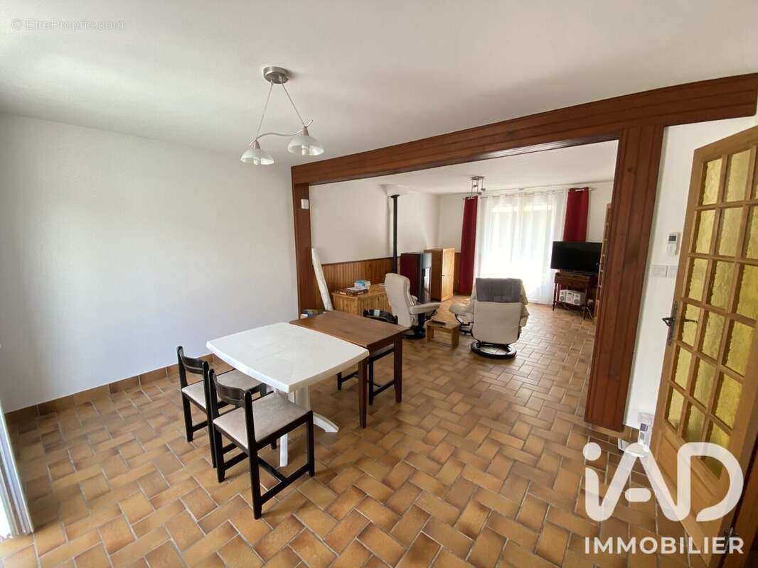 Maison 119 m² à Aumenancourt  - photo 5