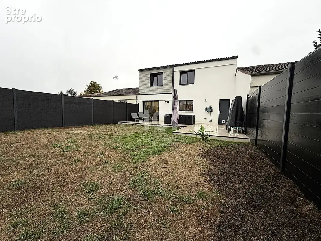 Maison Saint Philbert De Grand Lieu 5 pièce(s) 110 m2 - photo 11