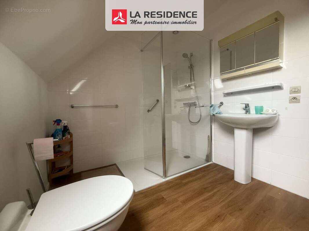 Maison à BONNIERES-SUR-SEINE