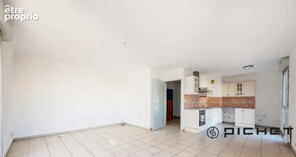 Mermoz -  Appartement  T4 - photo 3