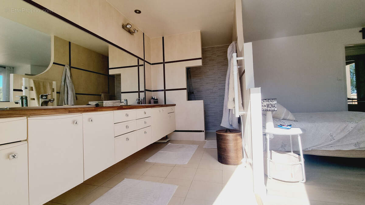 Maison à SAINT-RAPHAEL