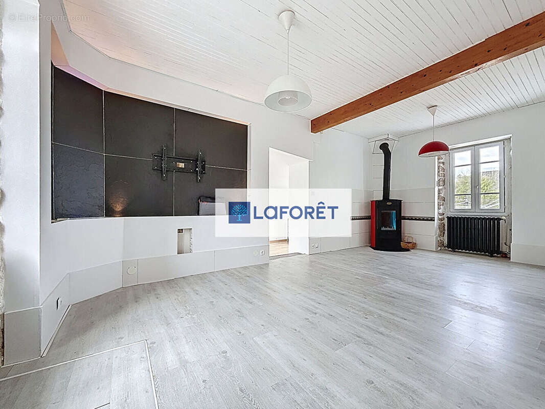 Maison à PLOUGONVELIN