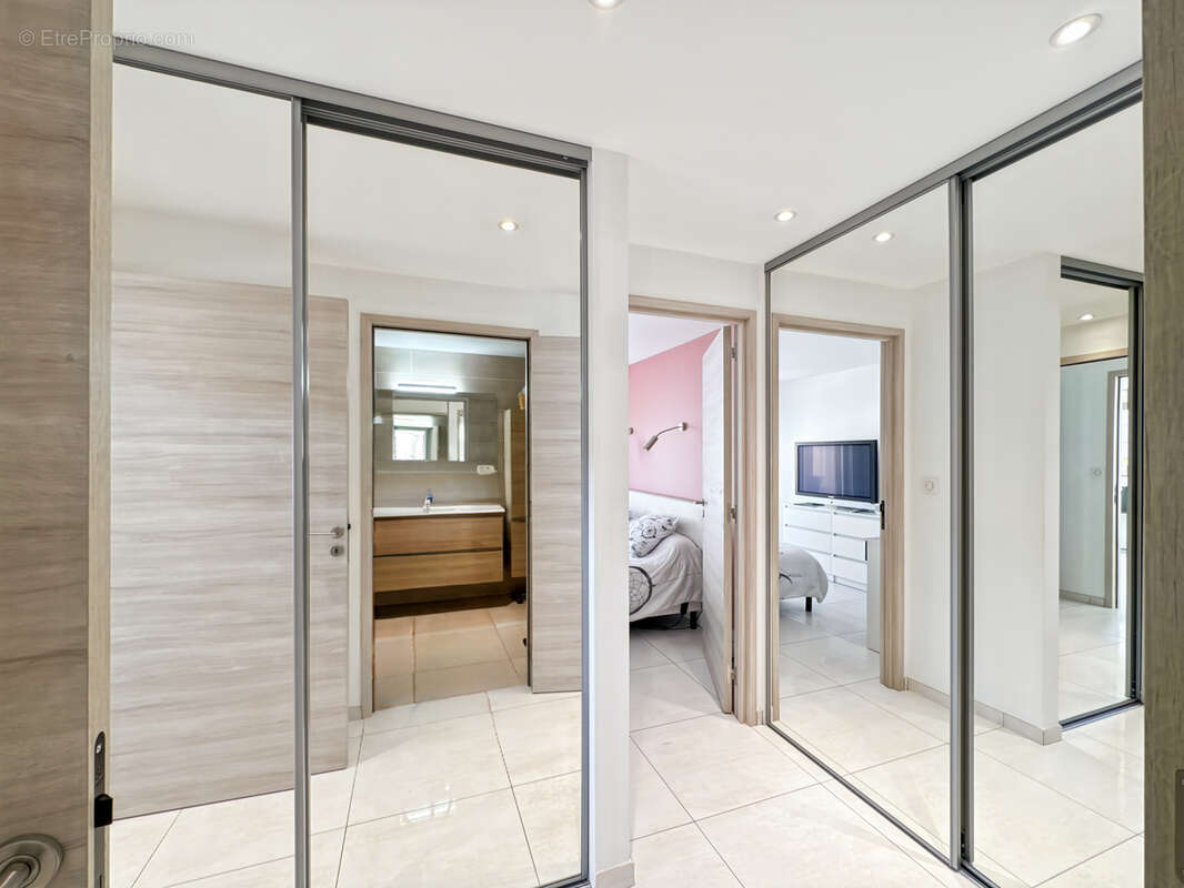 Maison à COLLONGES-AU-MONT-D'OR