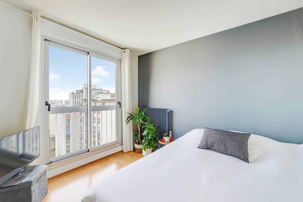 Appartement à PARIS-12E