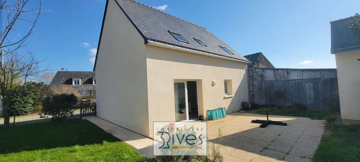 Maison à SAINT-SATURNIN-SUR-LOIRE