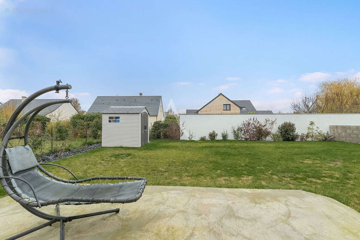 Maison à BRISSAC-QUINCE