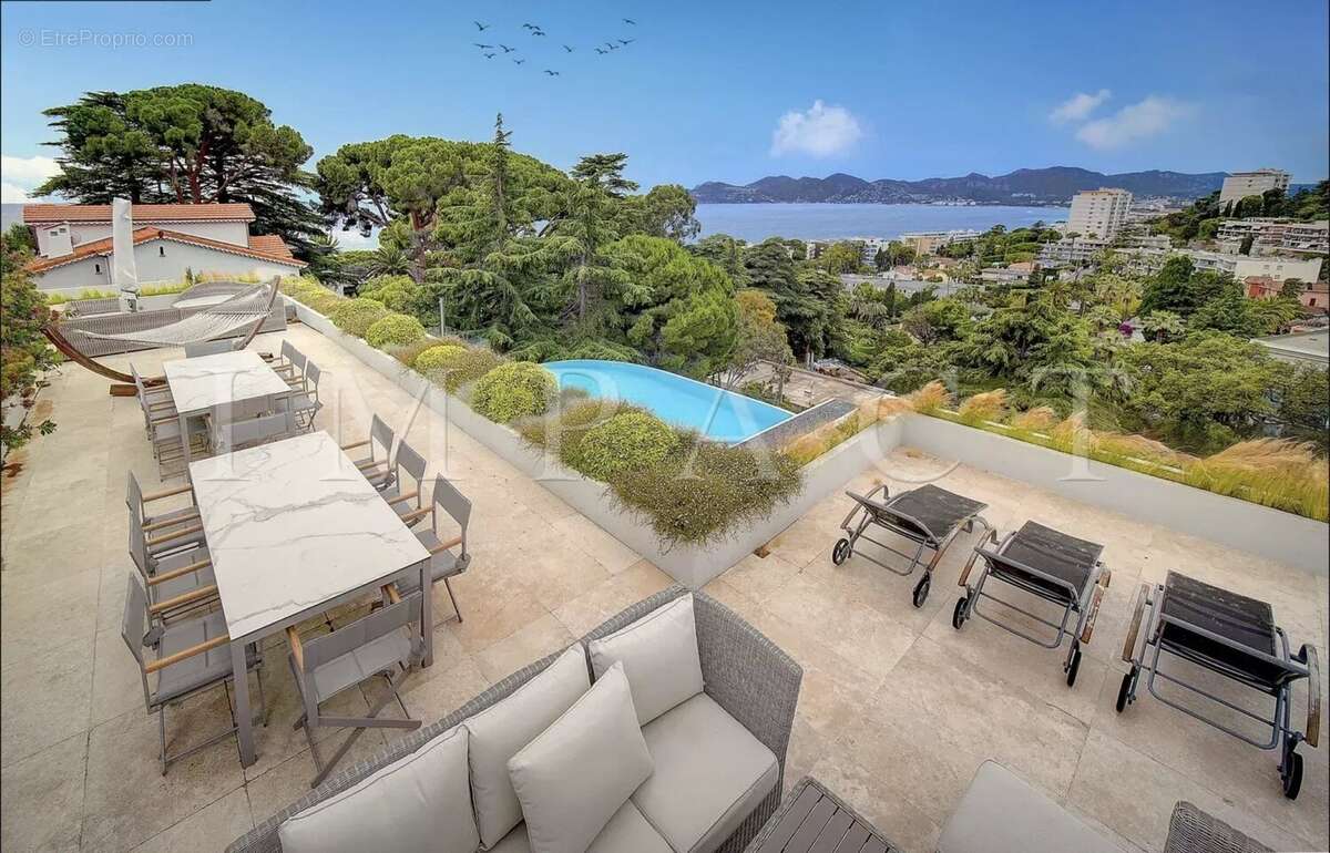 Maison à CANNES