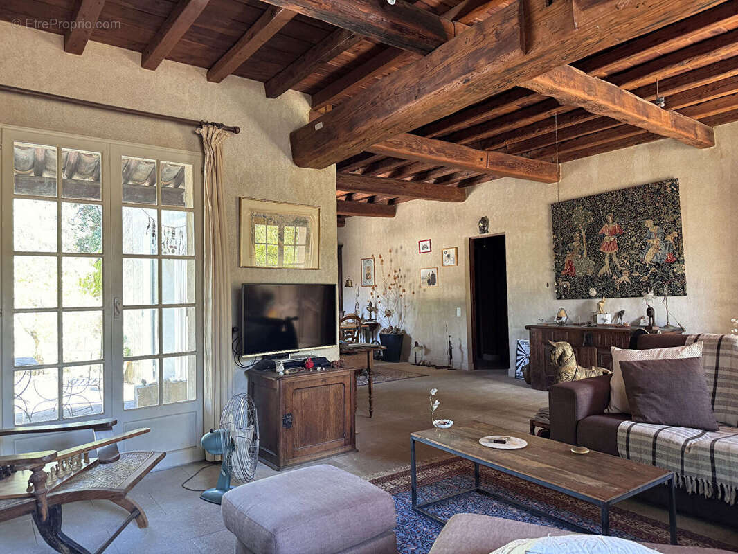 Maison Villeneuve Les Avignon 5 pièce(s) 175 m2 - photo 4