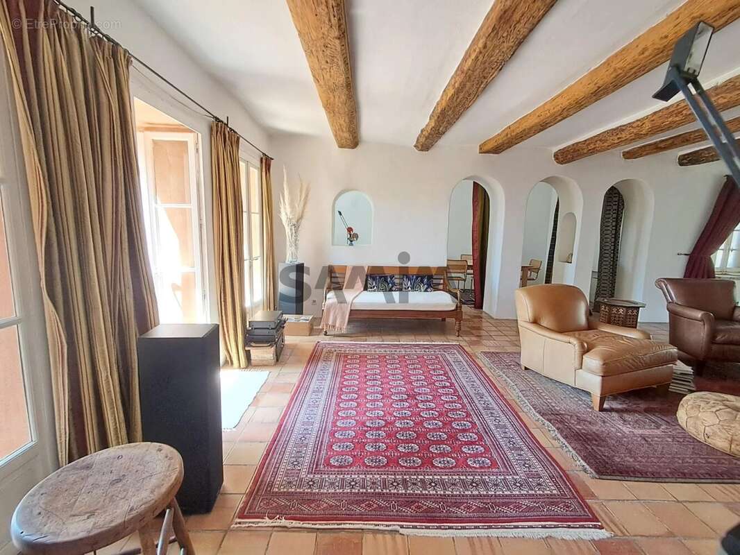 Maison à DURFORT-ET-SAINT-MARTIN-DE-SOSSENAC