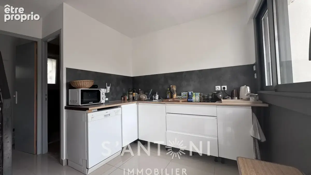 Un bien rare, alliant charme, élégance et potentiel ! - photo 7