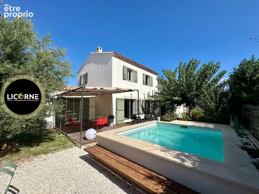 Photo Maison à Le Puy-Sainte-Reparade au prix de 569 000€