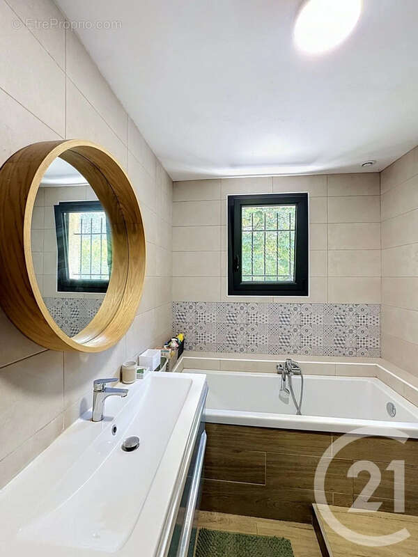 Maison 122 m² à Auch  - photo 10