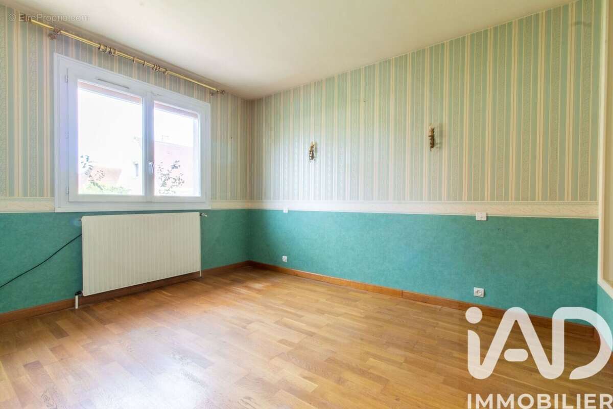 Photo 7 - Maison à SAINT-JEAN-DE-BRAYE