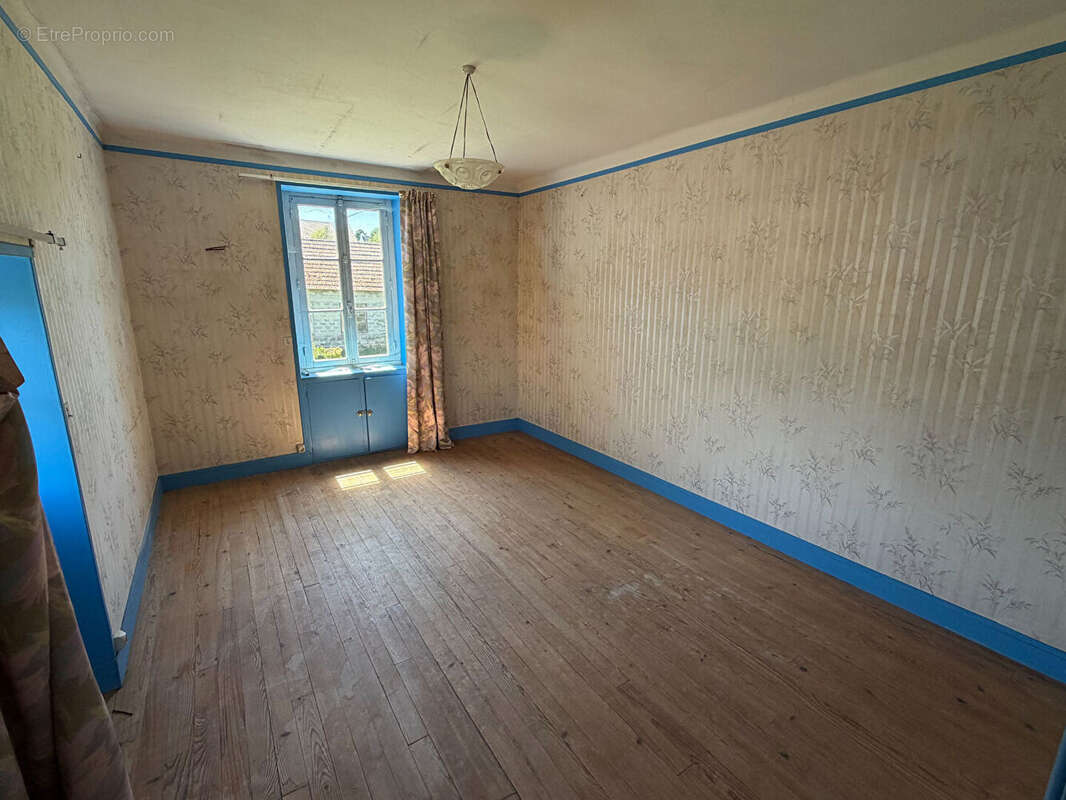 Maison en pierre à rénover - photo 11