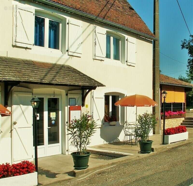 Maison à SAINT-CHAMARAND