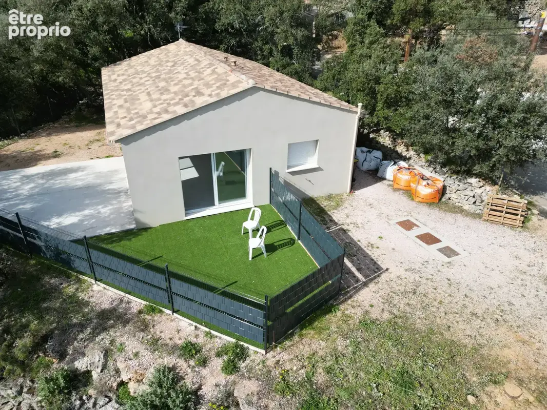 Maison 4 pièces 84 m² à vendre à Sainte-Anastasie-Sur-Issole (83136) - photo 1