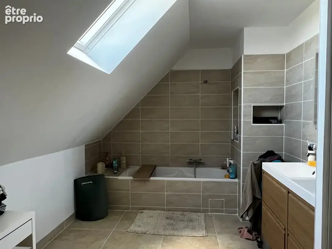 VERNOU SUR BRENNE - Maison avec piscine - photo 8