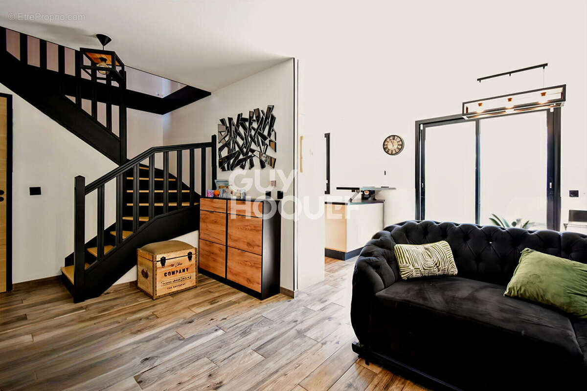 Superbe duplex de 75 m² avec terrain privatif de 40 m², - photo 3