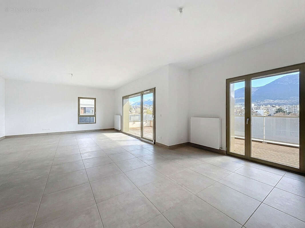 Appartement à ANNECY-LE-VIEUX