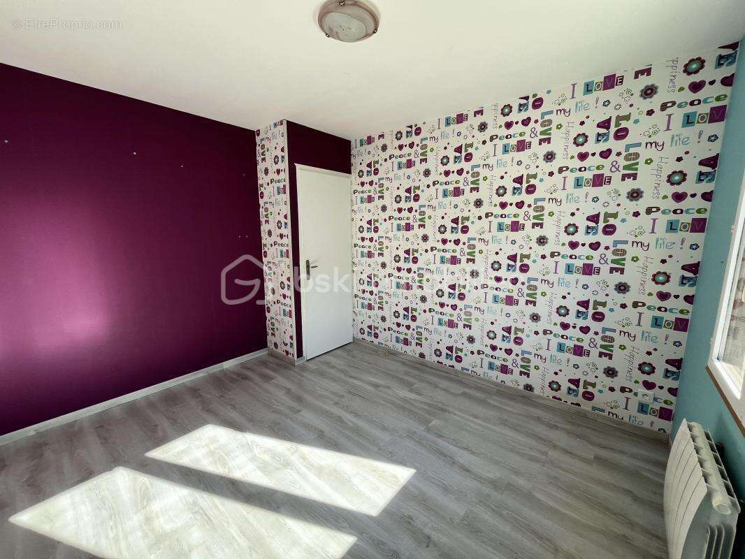 Charmant pavillon de plain-pied sur sous-sol complet avec garage et terrain - photo 20