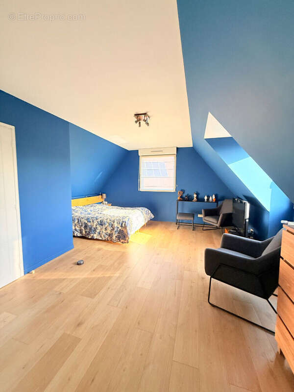 Maison à LE MAISNIL