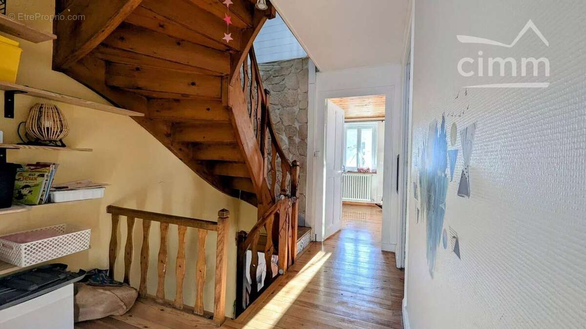 Maison à SAINT-PIERRE-DE-CHARTREUSE