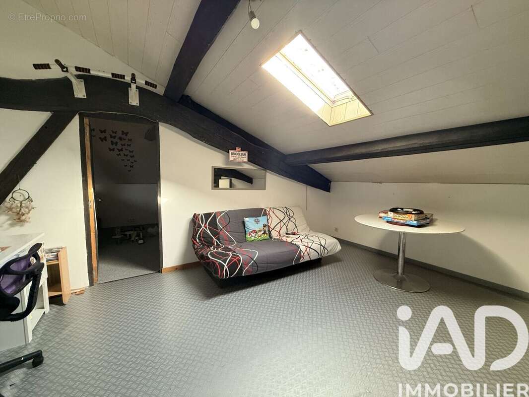 Maison 283 m² à Moustier  - photo 9