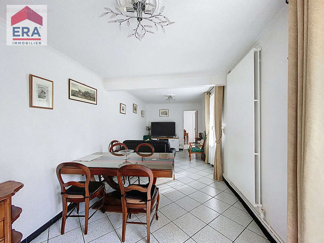 Maison à IVRY-SUR-SEINE