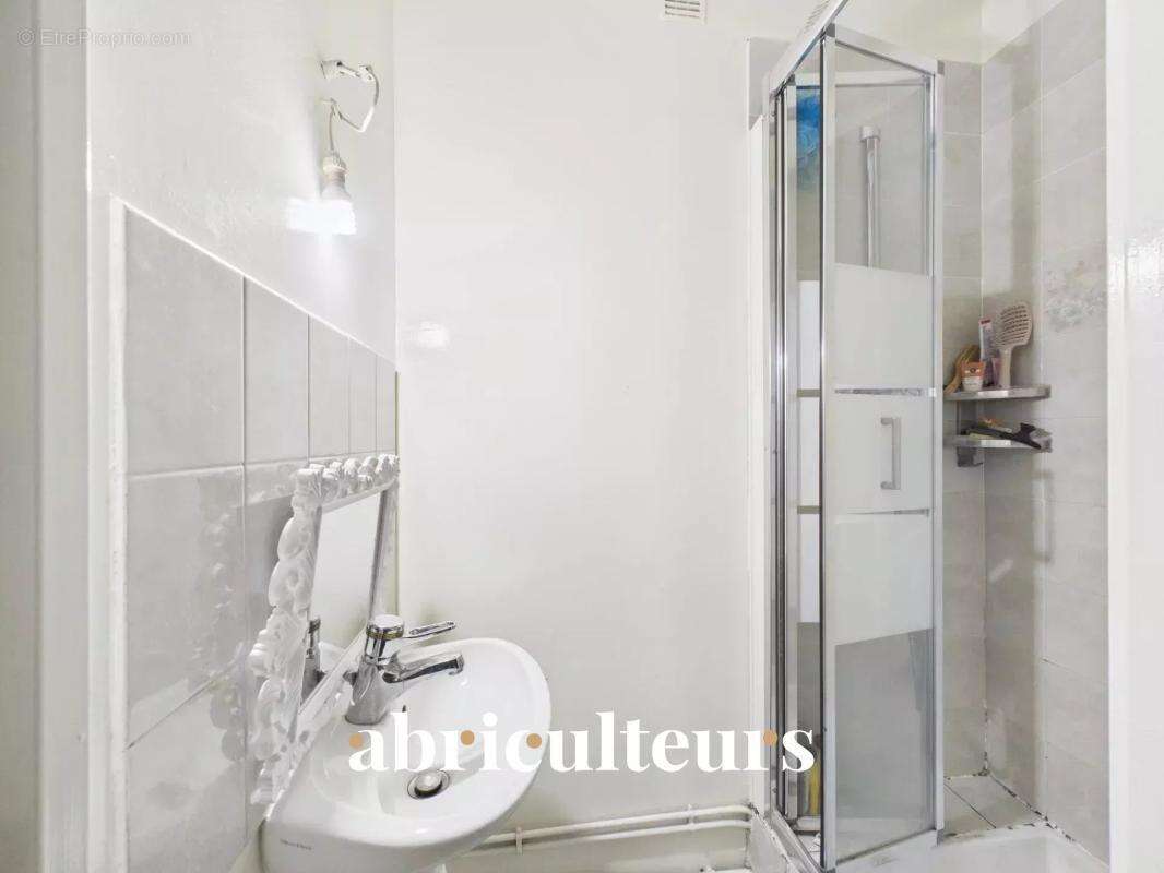 Appartement à COLOMBES