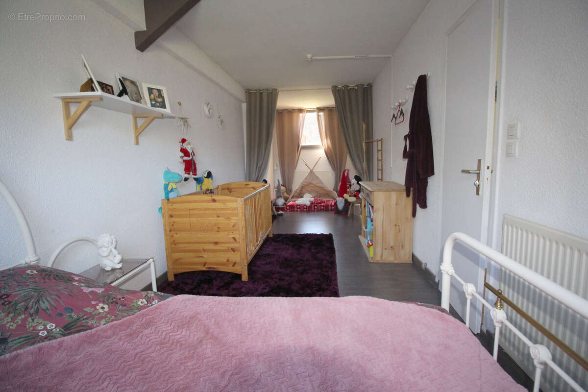 Maison à JUZET-DE-LUCHON