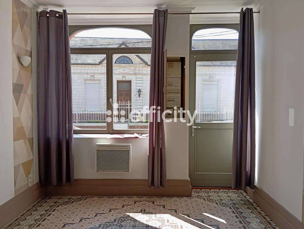 Appartement à SAULTY